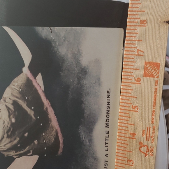 Victoria Trading Co. A Pooch & Her Hooch Sign - Picture 5 of 5